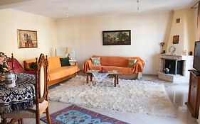 Quiet Apartment Close To The Center Of Trikala